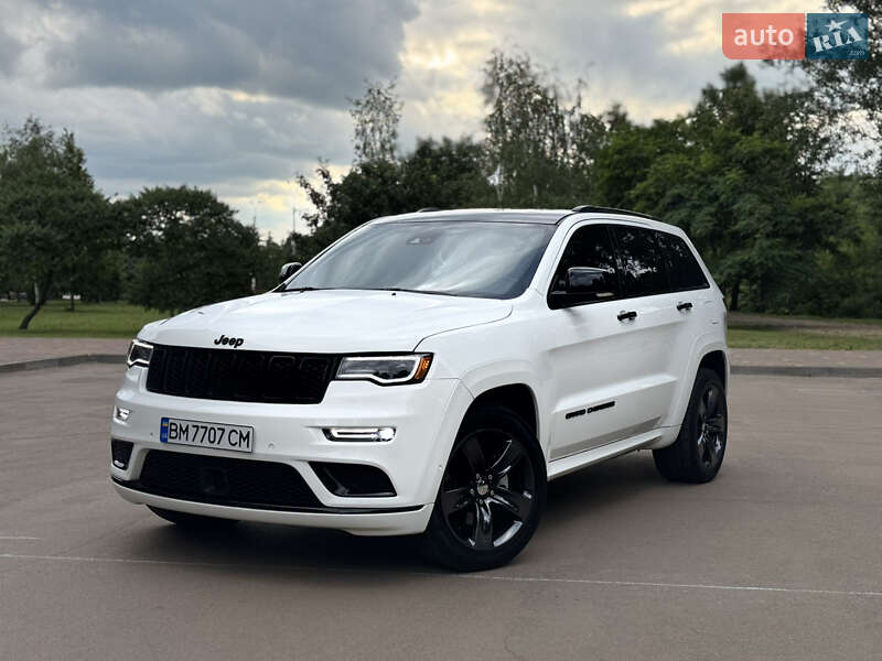 Внедорожник / Кроссовер Jeep Grand Cherokee 2021 в Сумах
