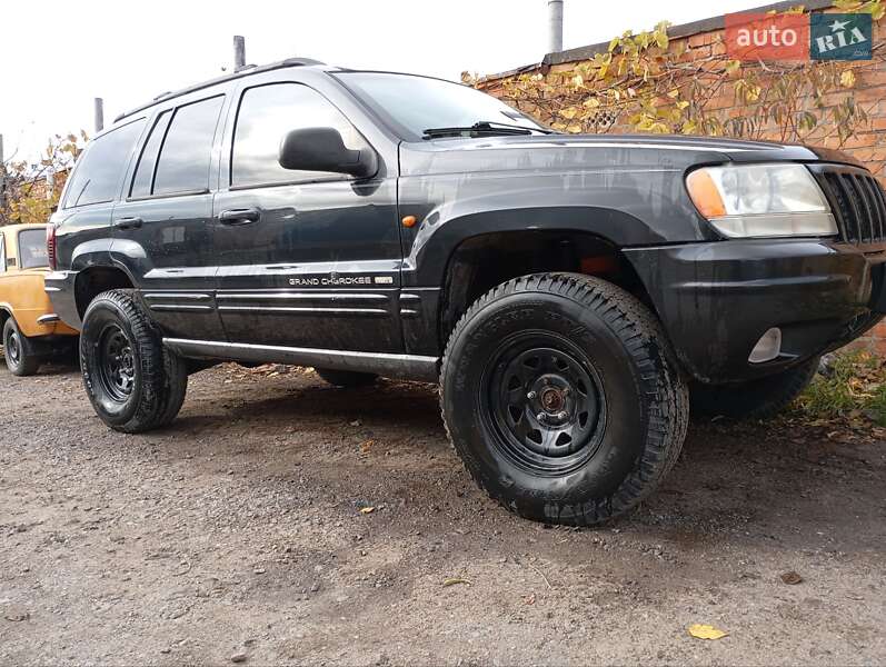 Внедорожник / Кроссовер Jeep Grand Cherokee 2000 в Виннице