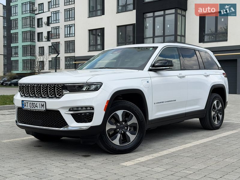 Внедорожник / Кроссовер Jeep Grand Cherokee 2023 в Ивано-Франковске