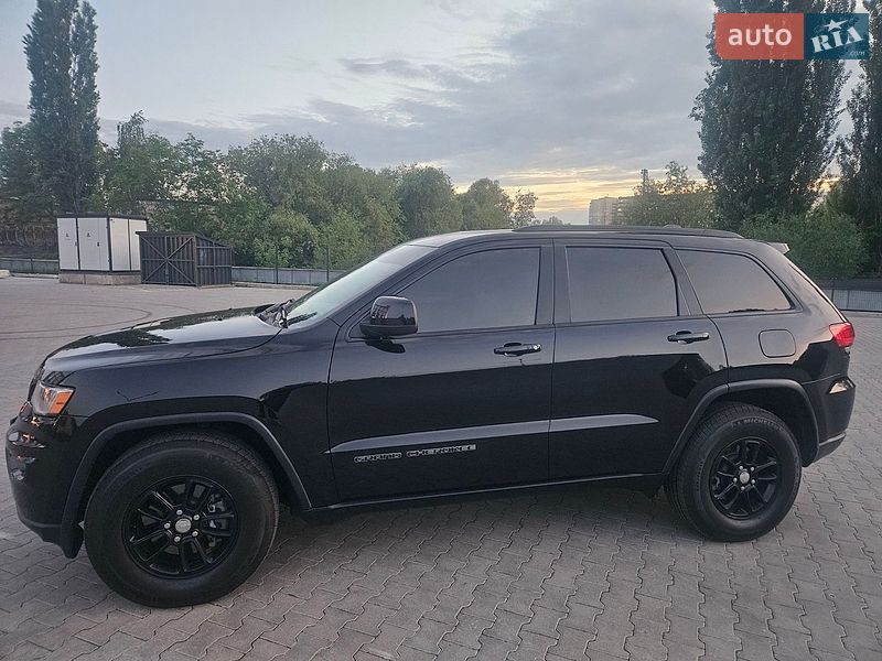Внедорожник / Кроссовер Jeep Grand Cherokee 2018 в Ровно Внедорожник / Кроссовер Jeep Grand Cherokee 2018 в Ровно