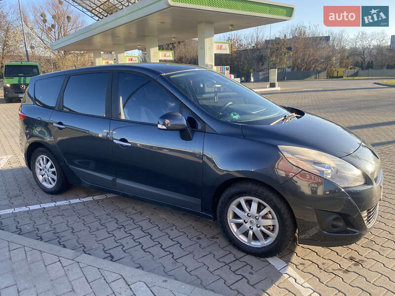 Минивэн Renault Grand Scenic 2009 в Черновцах