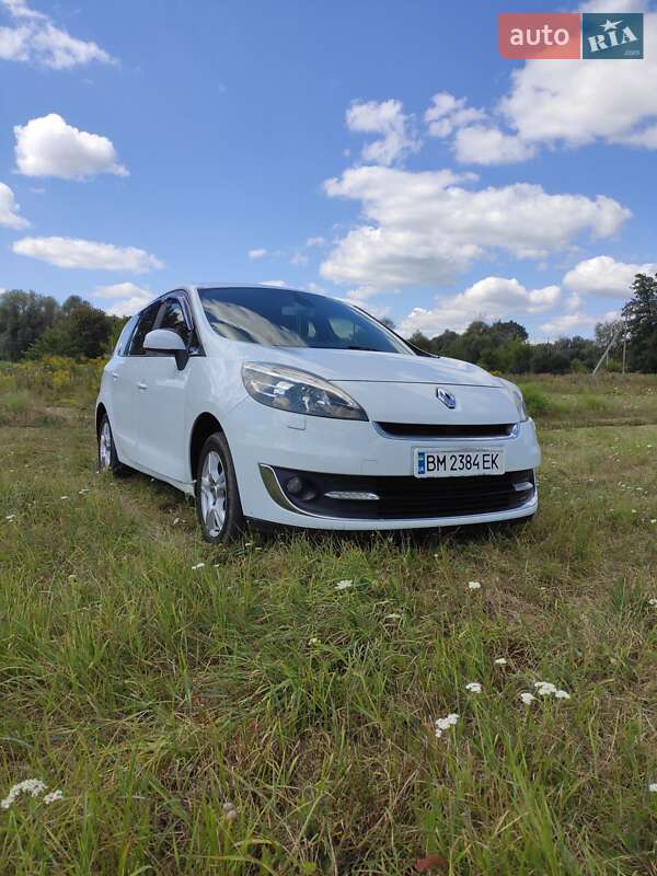 Минивэн Renault Grand Scenic 2013 в Ромнах