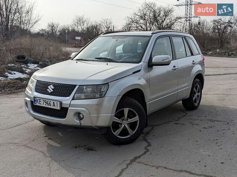 Внедорожник / Кроссовер Suzuki Grand Vitara 2012 в Днепре Внедорожник / Кроссовер Suzuki Grand Vitara 2012 в Днепре