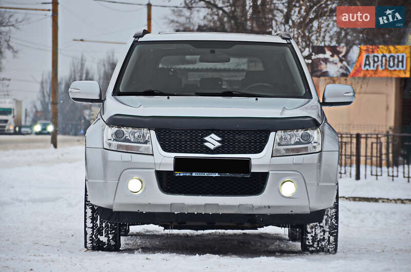 Внедорожник / Кроссовер Suzuki Grand Vitara 2009 в Днепре Внедорожник / Кроссовер Suzuki Grand Vitara 2009 в Днепре
