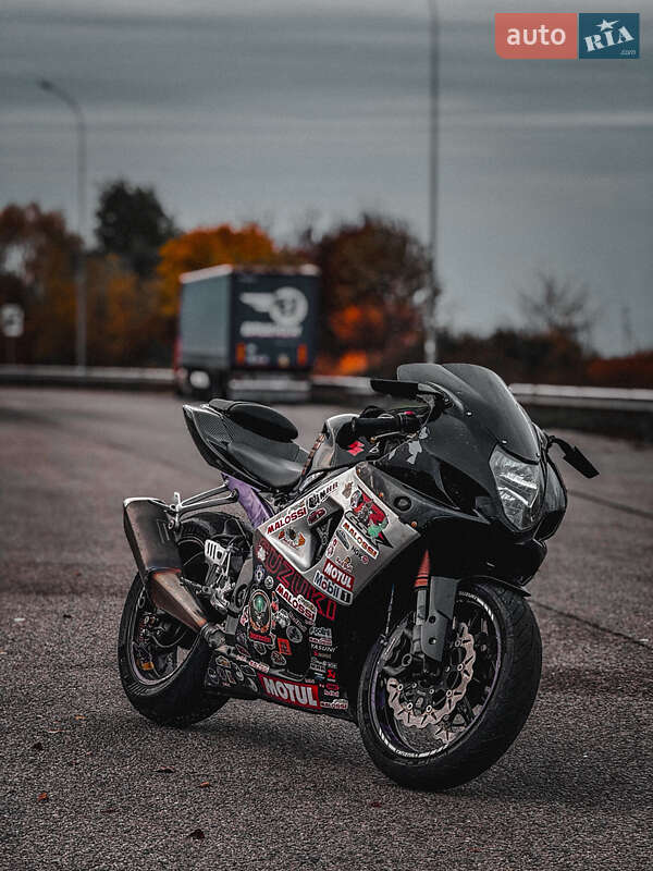 Спортбайк Suzuki GSX-R 1000 2006 в Пирятині