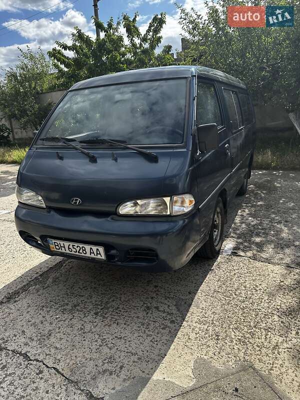 Минивэн Hyundai H 100 1999 в Теплодаре Минивэн Hyundai H 100 1999 в Теплодаре
