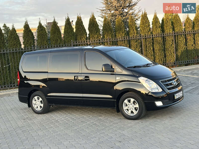 Минивэн Hyundai H-1 2012 в Одессе Минивэн Hyundai H-1 2012 в Одессе