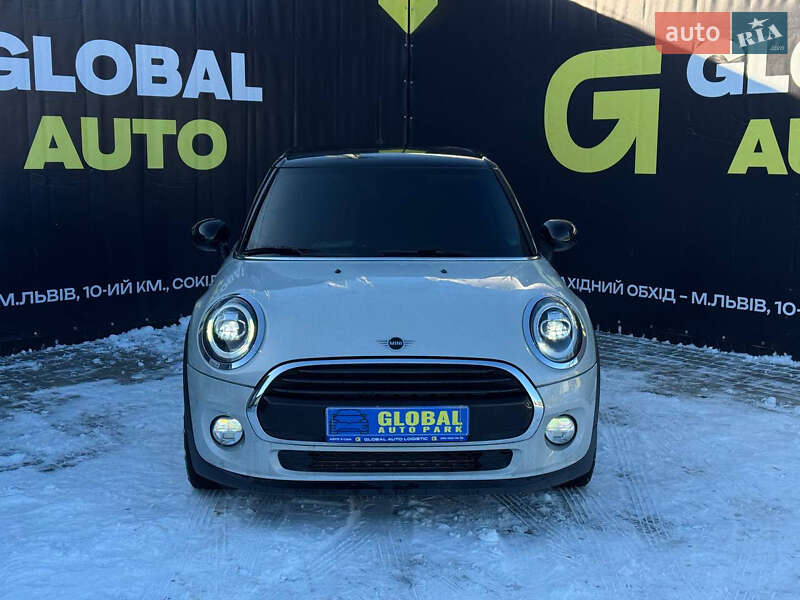 Хэтчбек MINI Hatch 2019 в Львове