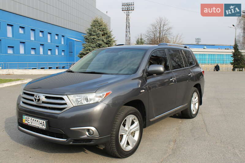 Позашляховик / Кросовер Toyota Highlander 2011 в Дніпрі