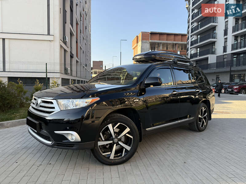 Позашляховик / Кросовер Toyota Highlander 2013 в Ужгороді Позашляховик / Кросовер Toyota Highlander 2013 в Ужгороді