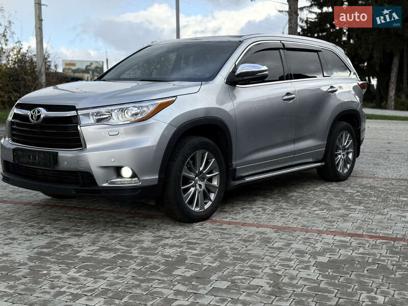 Позашляховик / Кросовер Toyota Highlander 2014 в Києві