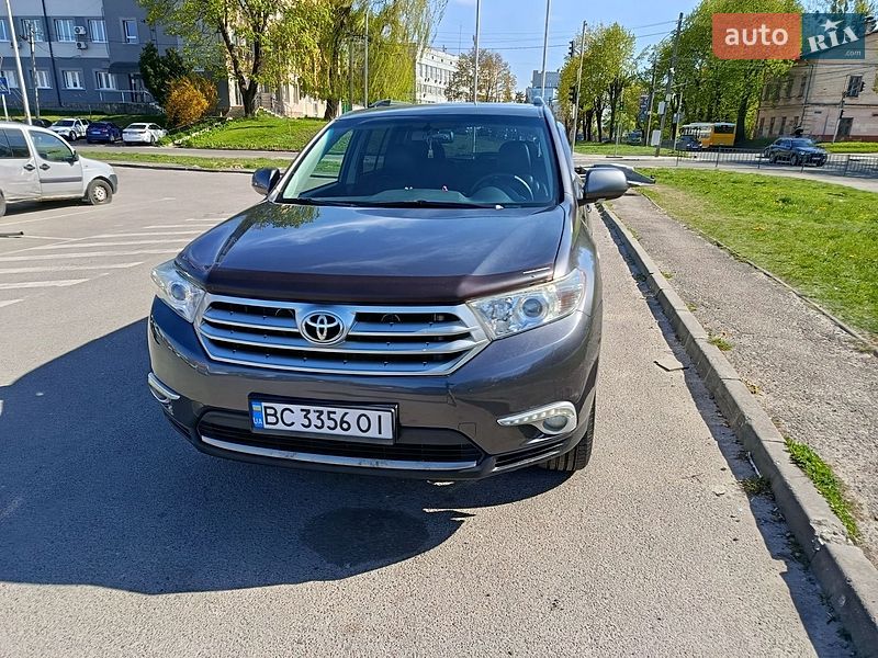 Внедорожник / Кроссовер Toyota Highlander 2011 в Львове