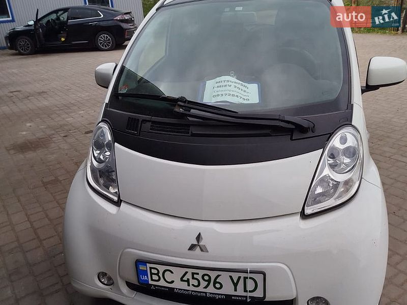 Хетчбек Mitsubishi i-MiEV 2012 в Володимирі