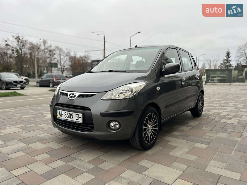 Хэтчбек Hyundai i10 2008 в Черкассах Хэтчбек Hyundai i10 2008 в Черкассах