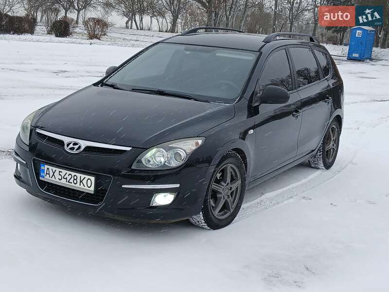 Універсал Hyundai i30 2009 в Чугуєві