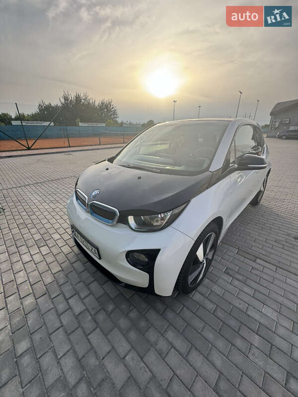 Хэтчбек BMW I3 2016 в Киеве Хэтчбек BMW I3 2016 в Киеве