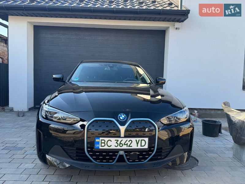 Купе BMW i4 2023 в Львове