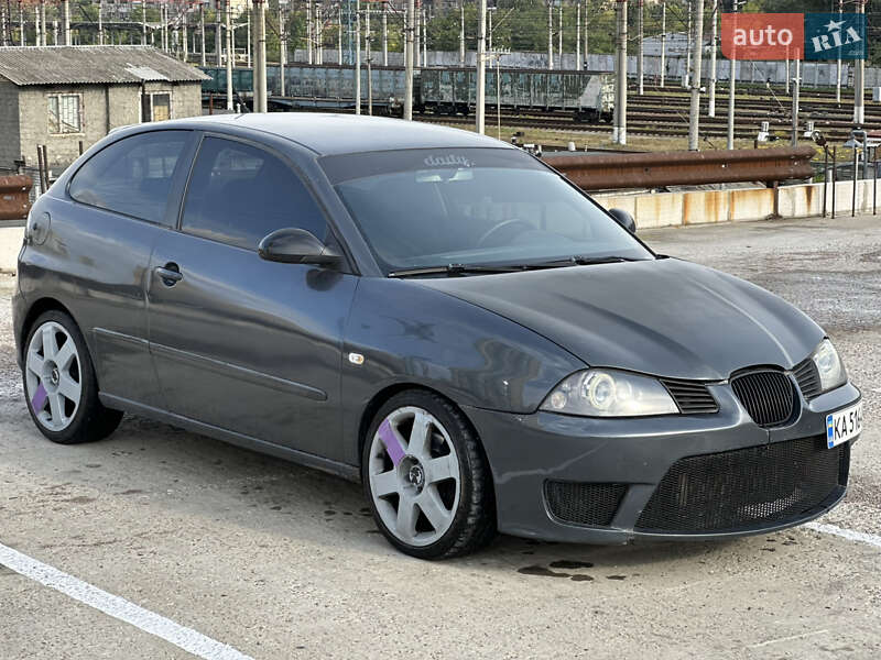 Хэтчбек SEAT Ibiza 2007 в Киеве