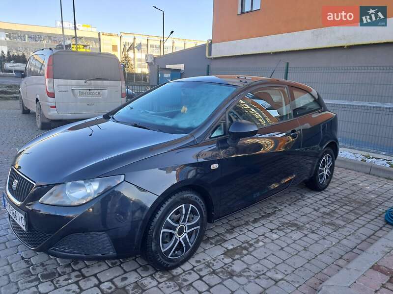 Хэтчбек SEAT Ibiza 2010 в Ивано-Франковске Хэтчбек SEAT Ibiza 2010 в Ивано-Франковске