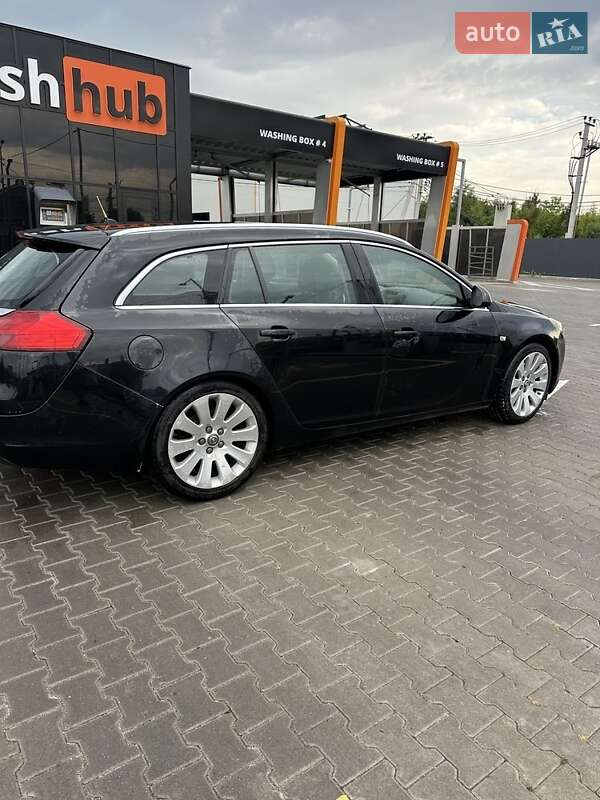 Універсал Opel Insignia 2010 в Софіївській Борщагівці