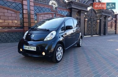 Хетчбек Peugeot iOn 2013 в Звягелі