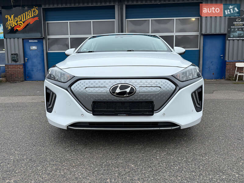 Лифтбек Hyundai Ioniq 2020 в Киеве Лифтбек Hyundai Ioniq 2020 в Киеве