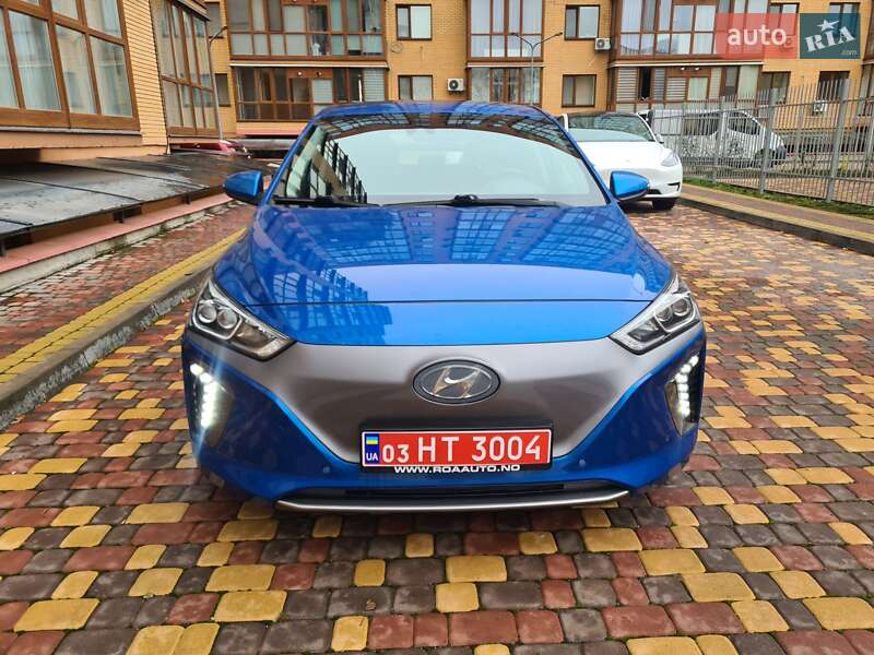 Хетчбек Hyundai Ioniq 2018 в Вінниці Хетчбек Hyundai Ioniq 2018 в Вінниці