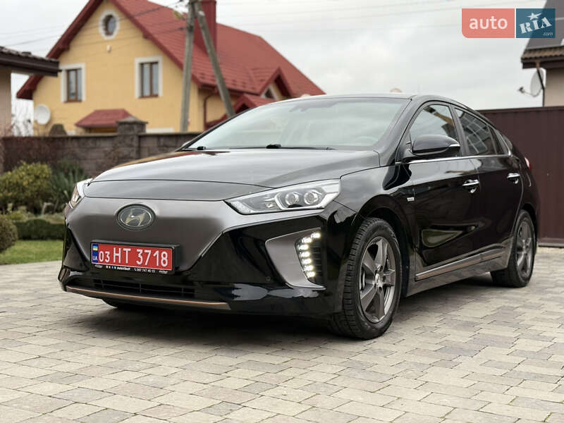 Хэтчбек Hyundai Ioniq 2018 в Ивано-Франковске