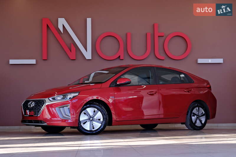 Лифтбек Hyundai Ioniq 2020 в Одессе Лифтбек Hyundai Ioniq 2020 в Одессе