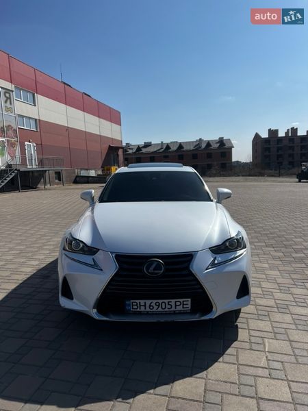 Седан Lexus IS 2018 в Гайсине Седан Lexus IS 2018 в Гайсине