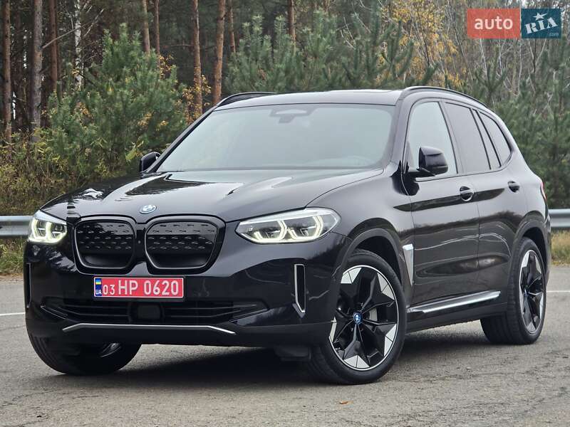 Внедорожник / Кроссовер BMW iX3 2021 в Ковеле