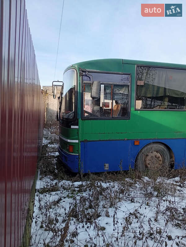 Туристичний / Міжміський автобус Dennis Javelin 1996 в Луцьку Туристичний / Міжміський автобус Dennis Javelin 1996 в Луцьку