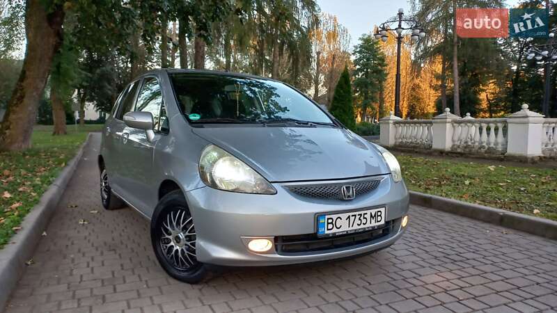 Хэтчбек Honda Jazz 2005 в Жидачове Хэтчбек Honda Jazz 2005 в Жидачове