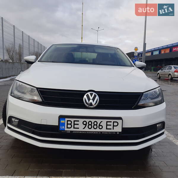 Седан Volkswagen Jetta 2016 в Первомайске