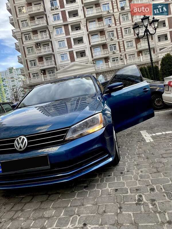Седан Volkswagen Jetta 2014 в Киеве