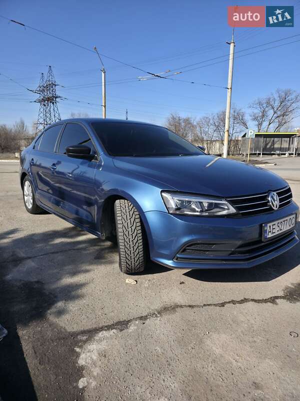 Седан Volkswagen Jetta 2014 в Днепре