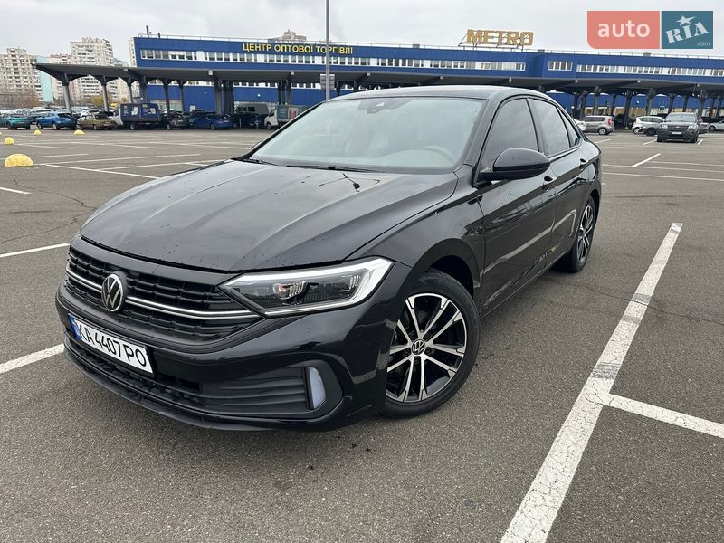 Седан Volkswagen Jetta 2023 в Киеве
