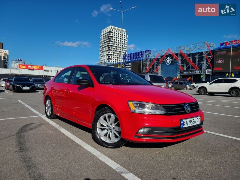 Седан Volkswagen Jetta 2015 в Киеве