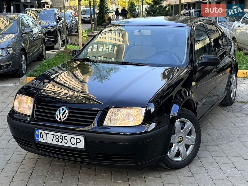 Седан Volkswagen Jetta 1999 в Івано-Франківську