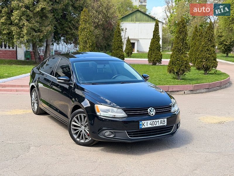 Седан Volkswagen Jetta 2011 в Києві