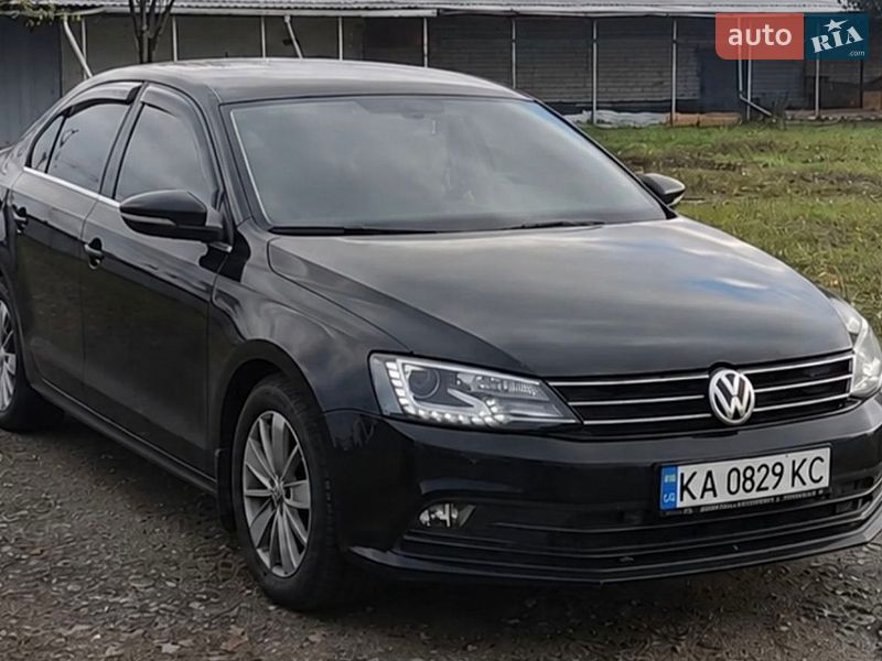 Седан Volkswagen Jetta 2016 в Киеве