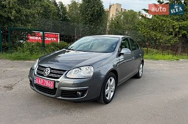 Седан Volkswagen Jetta 2009 в Хмельницькому
