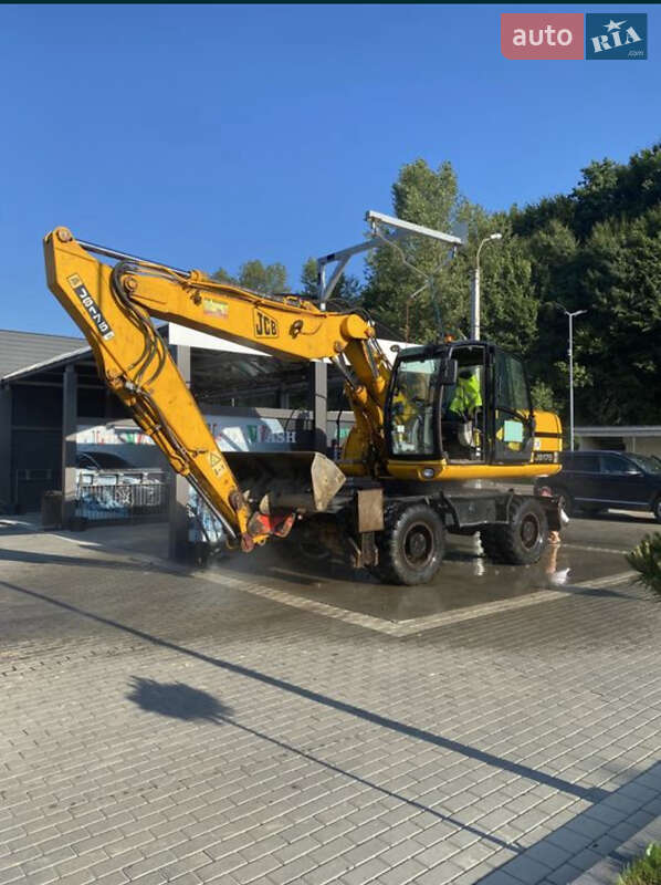 Колесный экскаватор JCB JS 175 2007 в Тересве