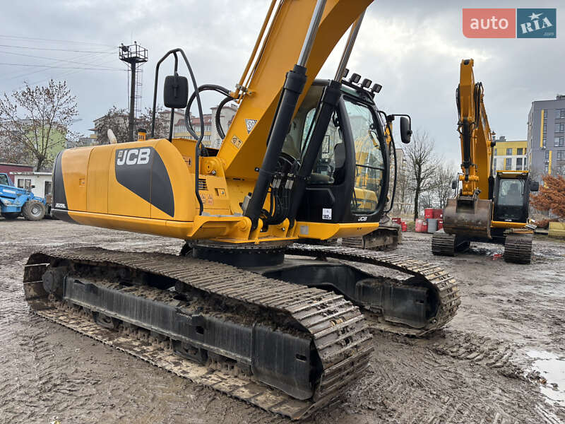 Гусеничный экскаватор JCB JS 220 2012 в Львове