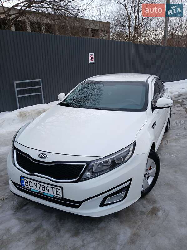 Седан Kia K5 2014 в Львове Седан Kia K5 2014 в Львове