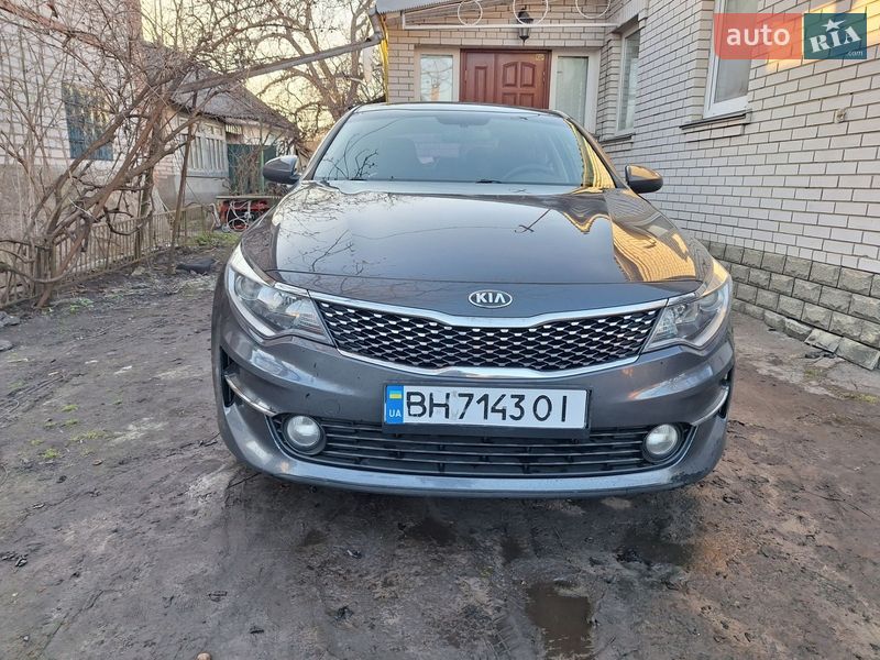 Седан Kia K5 2017 в Белой Церкви