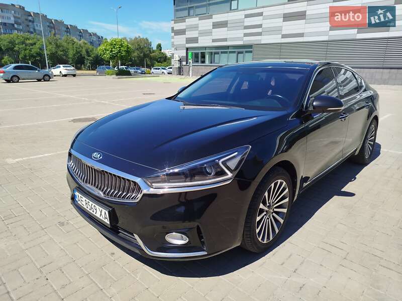 Седан Kia K7 2016 в Черкассах