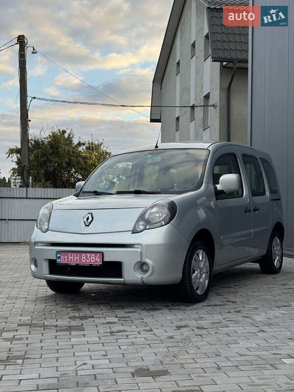 Минивэн Renault Kangoo 2010 в Ровно