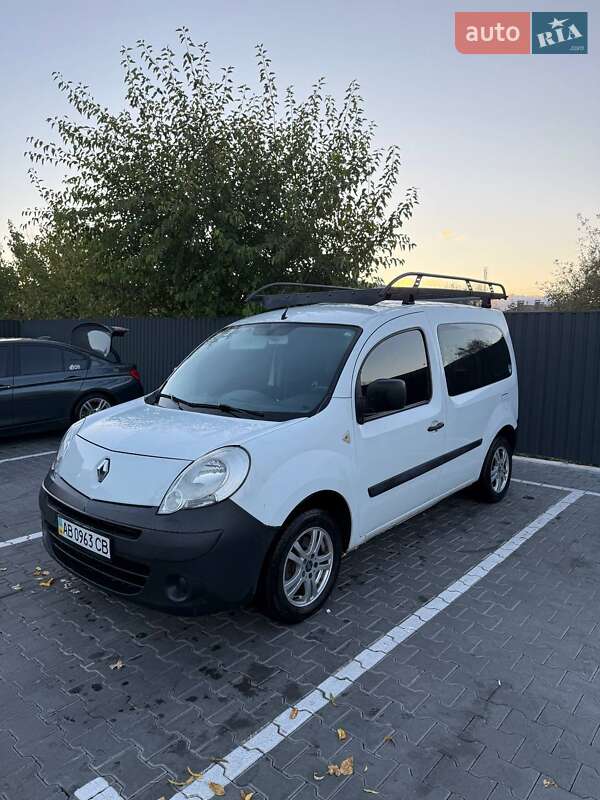 Минивэн Renault Kangoo 2010 в Виннице