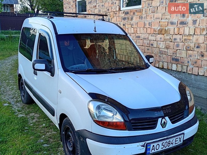 Минивэн Renault Kangoo 2006 в Тячеве